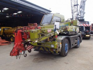 Wheel crane KATO KR-10H-L2 (10 ton)