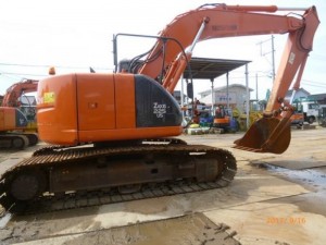 Excavator Hitachi ZX225US